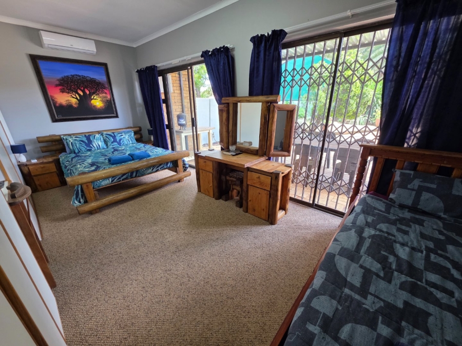 6 Bedroom Property for Sale in Dan Pienaar Free State